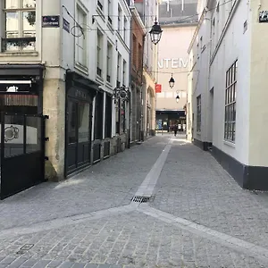 Appartement Hyper Centre Au Calme, Rijsel