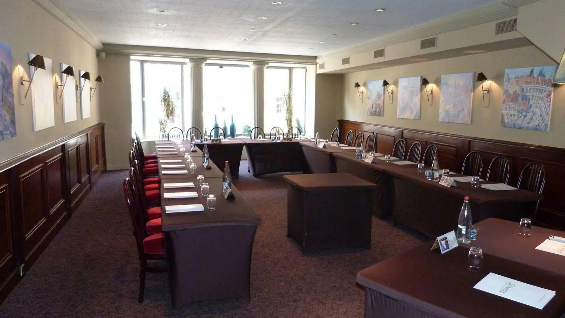 Hotel Kanai Lille 3*,